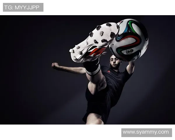 足球明星的成长之路与多元背景探讨 足球明星的成长之路与多元背景探讨